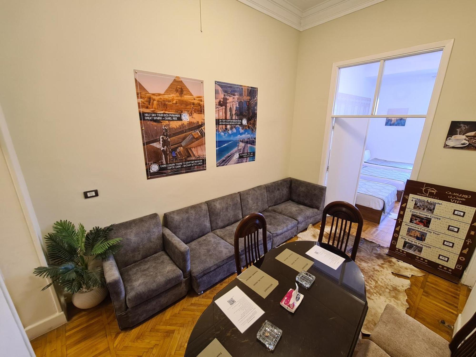 Downtown Aparthotel